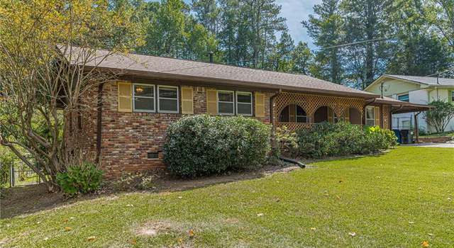 Photo of 3182 Beech Dr, East Point, GA 30344