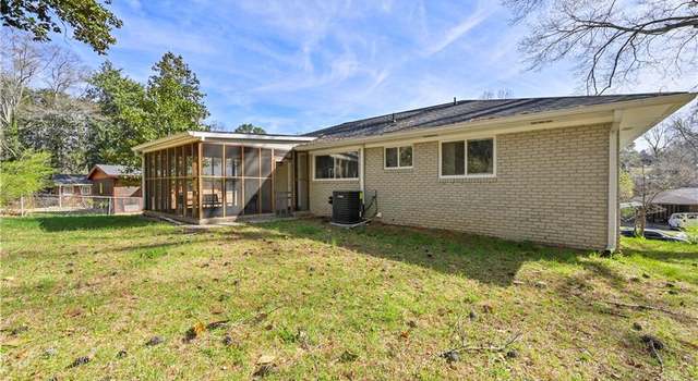 Photo of 2587 Lancaster Dr, Atlanta, GA 30344