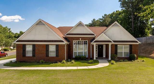 Photo of 124 Parkside Dr, Stockbridge, GA 30281