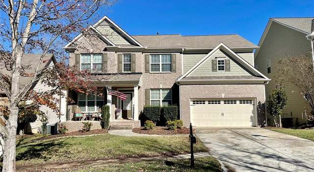 Photo of 1428 Sparkling Cove Dr, Buford, GA 30518