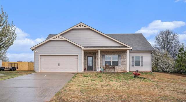Photo of 109 Garnet Ln, Griffin, GA 30224