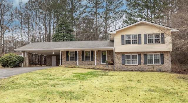 Photo of 2343 Meadow Dr, Snellville, GA 30078