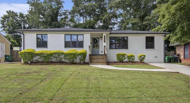 Photo of 3135 Bluebird Ln, Decatur, GA 30032