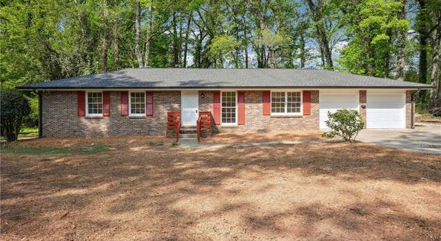 Photo of 5935 Christopher Ln, Lithonia, GA 30058