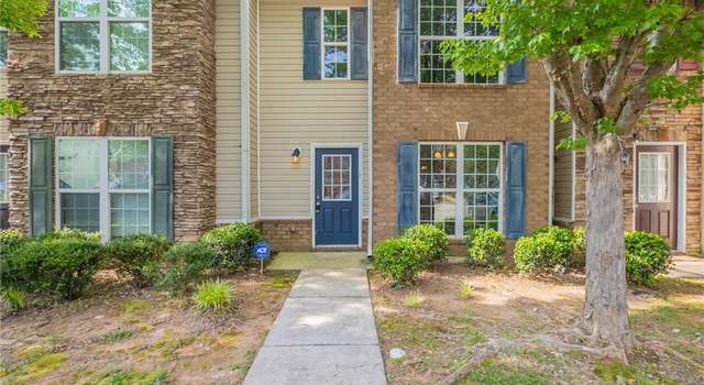 Photo of 1851 Grove Way, Hampton, GA 30228