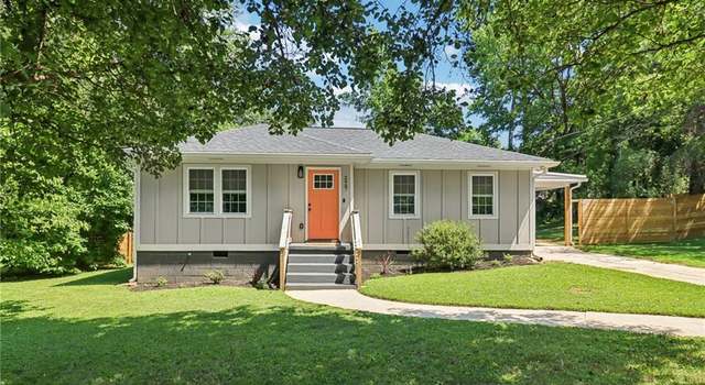 Photo of 2467 Fernleaf Ln, Decatur, GA 30033