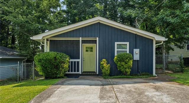 Photo of 1696 Thomas St, Decatur, GA 30032