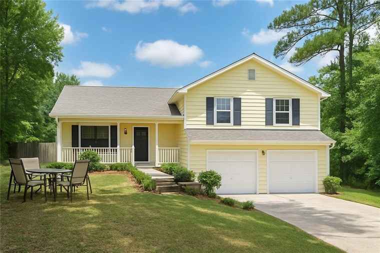 Photo of 309 Carmen Ct Lawrenceville, GA 30046