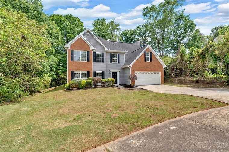 Photo of 5705 Cannonero DR Dr Alpharetta, GA 30005