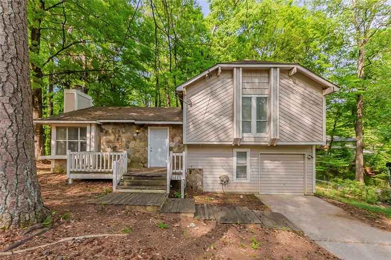 Photo of 5307 Jay Way NW Lilburn, GA 30047