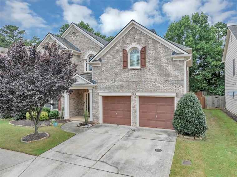 Photo of 676 Maple Grove Way Marietta, GA 30066