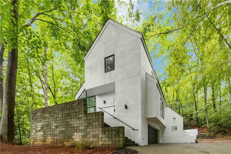 Photo of 165 River North Walk Atlanta, GA 30328