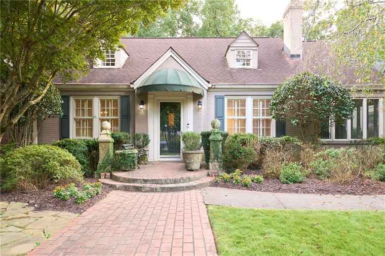 Photo of 1263 Beech Valley Rd NE Atlanta, GA 30306