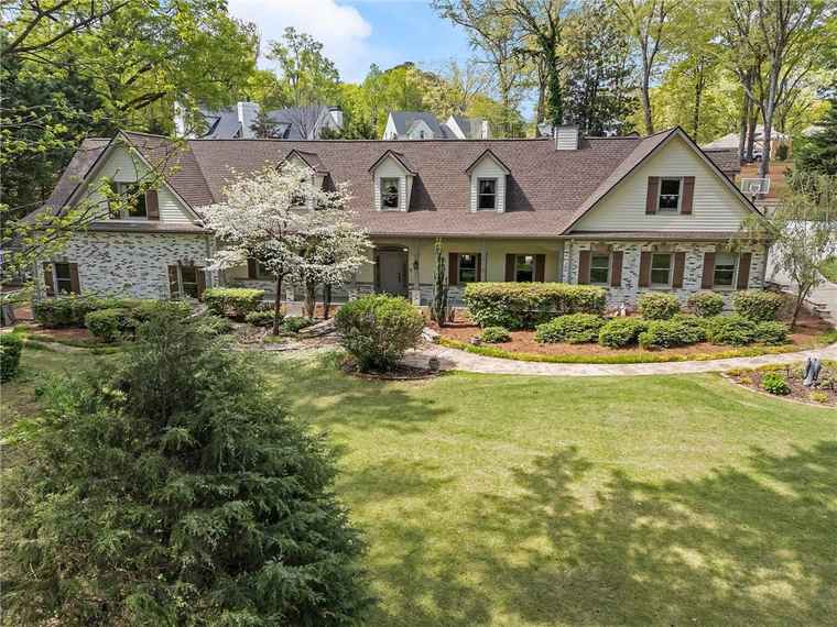 Photo of 299 Saint Marys Ln NW Marietta, GA 30064
