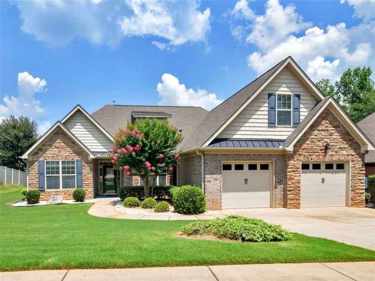 Photo of 409 Brandy Ln Mcdonough, GA 30253