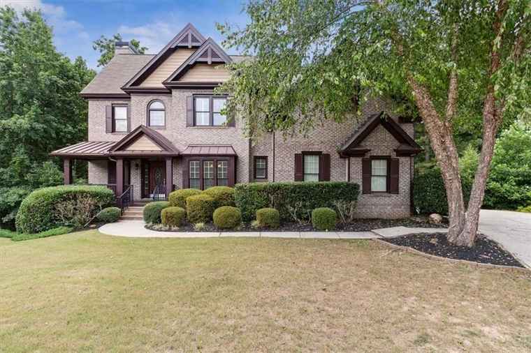 Photo of 6086 Kingston Dr Douglasville, GA 30135
