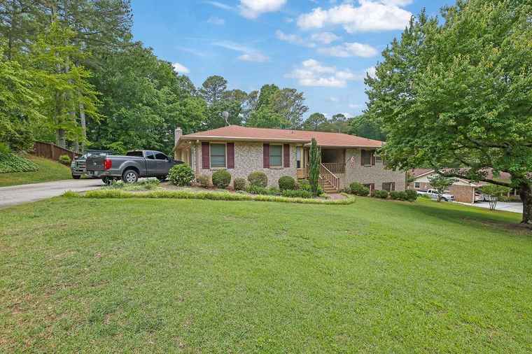Photo of 2149 New London Place Pl Snellville, GA 30078