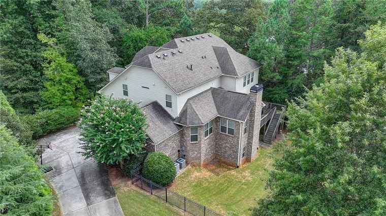 Photo of 910 Reece Rd Alpharetta, GA 30004