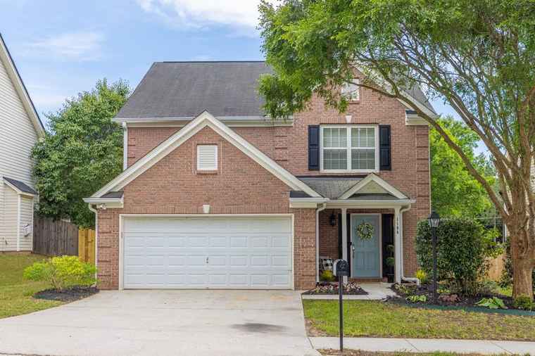 Photo of 1186 Hawthorn Ln Grayson, GA 30017