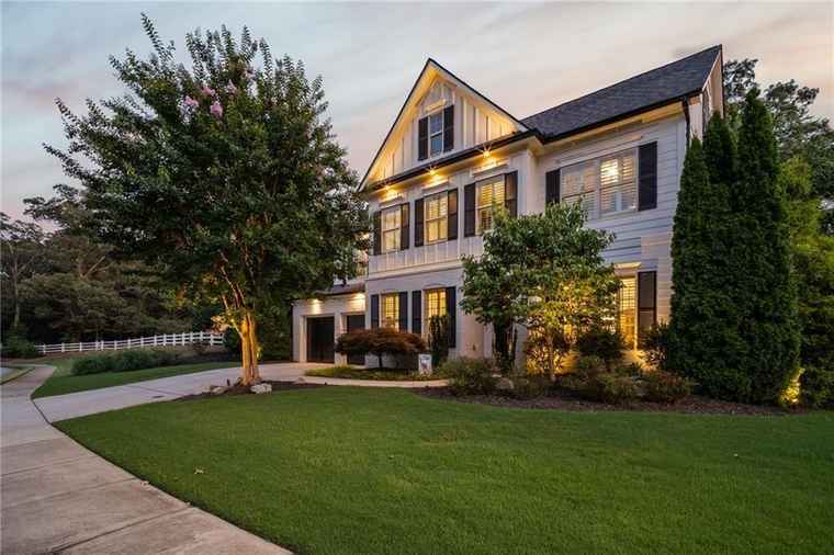 Photo of 1059 Rockford Township Dr SW Marietta, GA 30064