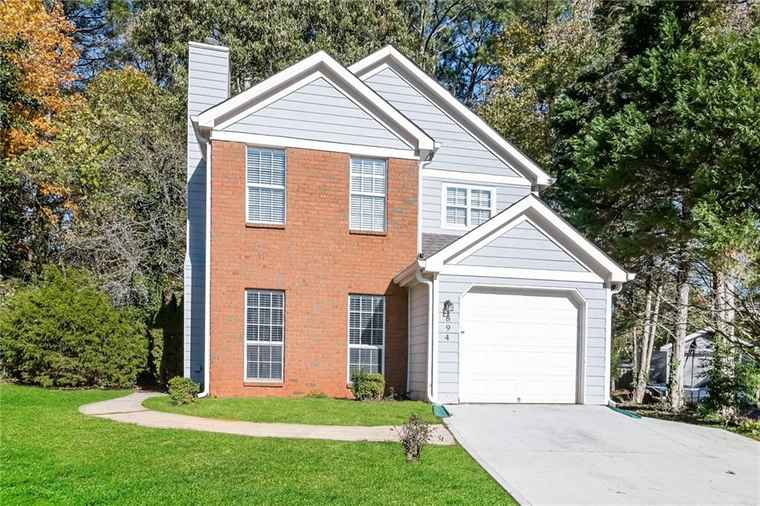 Photo of 894 Churchill Ct Stone Mountain, GA 30083