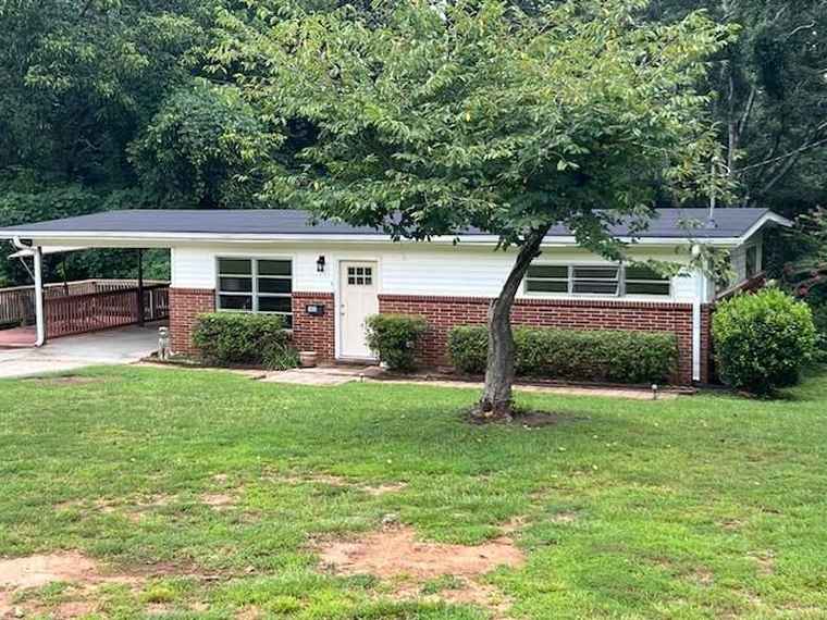 Photo of 1421 Northside Dr NW Conyers, GA 30012