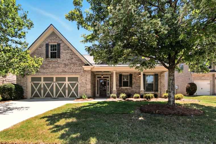 Photo of 983 Spanish Moss Trl Loganville, GA 30052