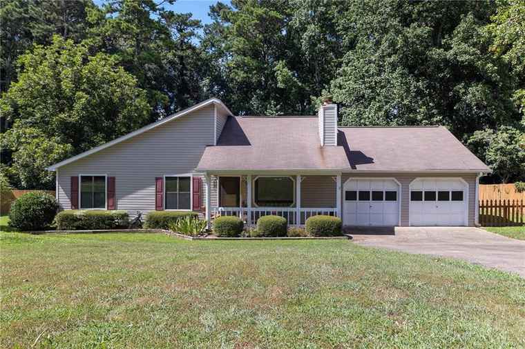 Photo of 250 Park Ave Woodstock, GA 30188