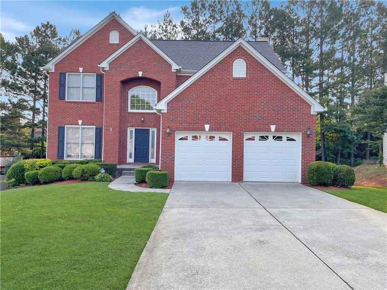 Photo of 3515 Mcclure Woods Dr Duluth, GA 30096
