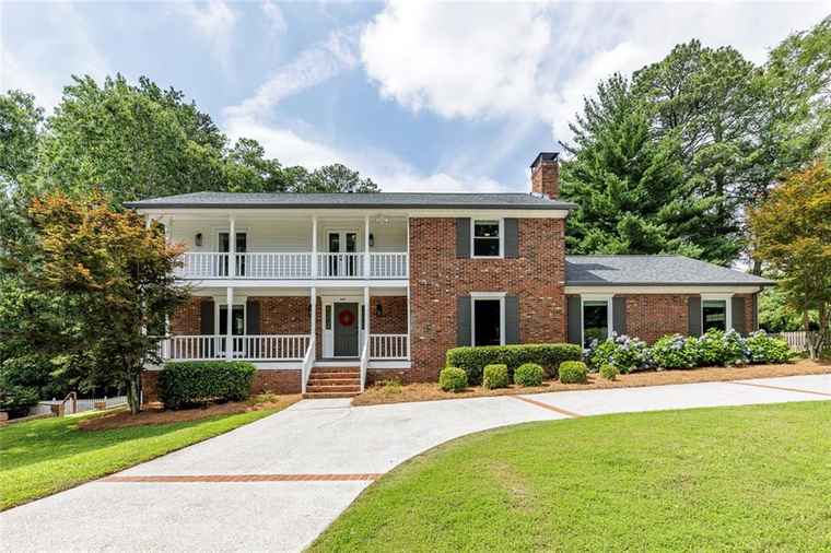 Photo of 4047 Dunwoody Club Dr Dunwoody, GA 30350