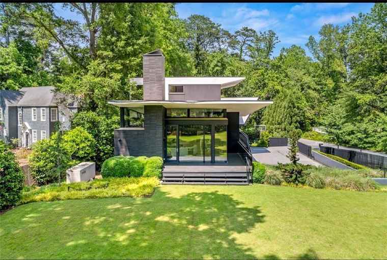 Photo of 3891 Wieuca Rd NE Atlanta, GA 30342