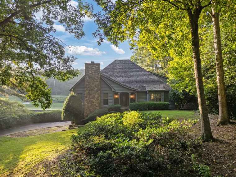 Photo of 9850 Huntcliff Trce Atlanta, GA 30350