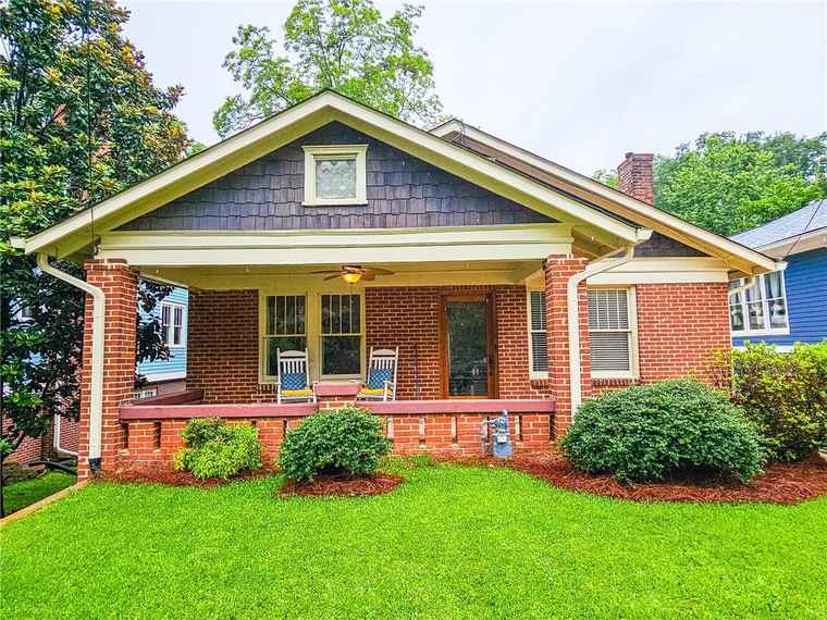 Photo of 147 Olympic Pl Decatur, GA 30030