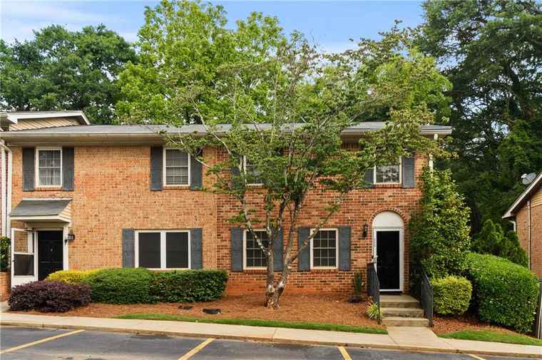 Photo of 111 Northdale Pl Lawrenceville, GA 30046