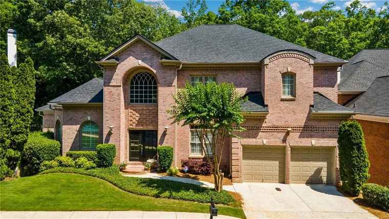 Photo of 2085 River Falls Dr Roswell, GA 30076