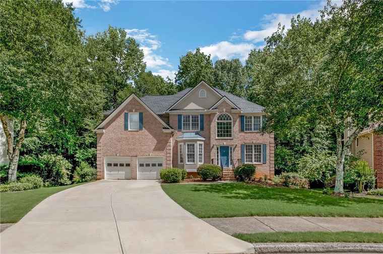 Photo of 1625 Hawkins Cove Trl Roswell, GA 30076