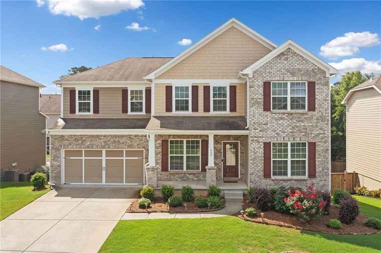 Photo of 522 Spring View Dr Woodstock, GA 30188