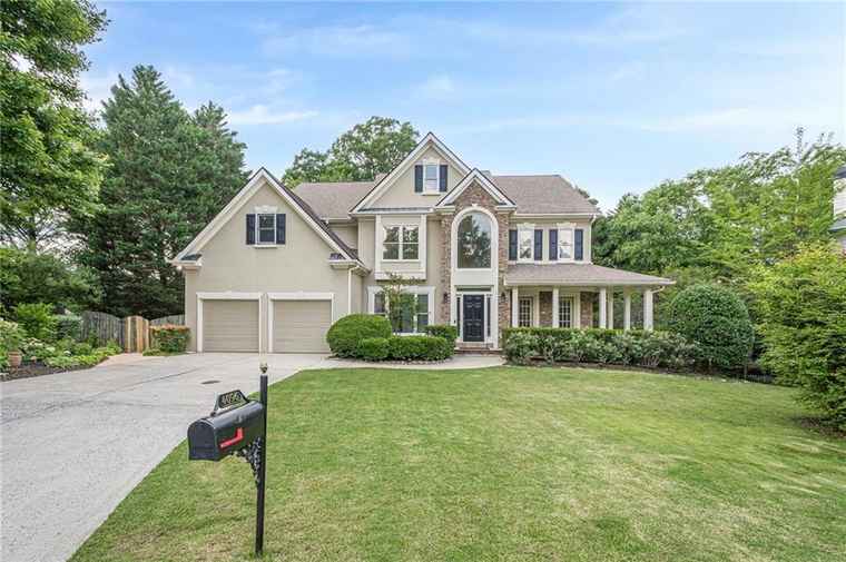 Photo of 4096 Vinings Mill Trl SE Smyrna, GA 30080