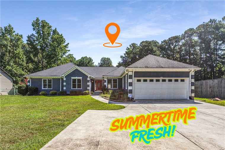 Photo of 3280 Skyland Dr Snellville, GA 30078