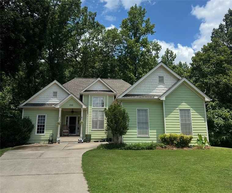 Photo of 235 Pirkle Ct Cumming, GA 30040