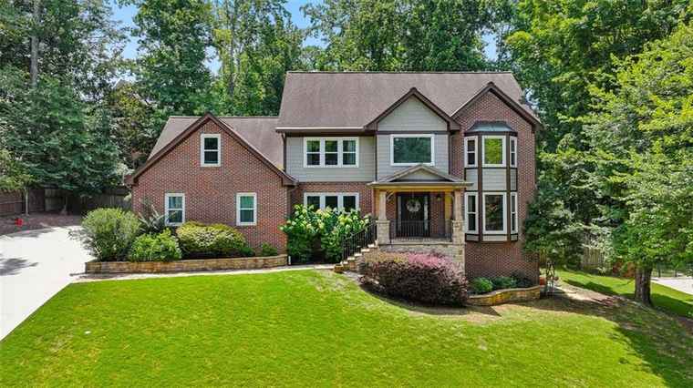 Photo of 1208 Dunbrooke Ln Dunwoody, GA 30338