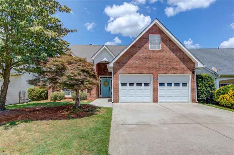 Photo of 3585 Berkeley Park Ct Duluth, GA 30096