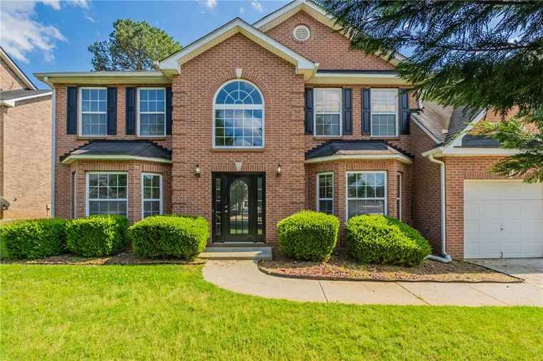 Photo of 1013 Odelle Cir Mcdonough, GA 30253
