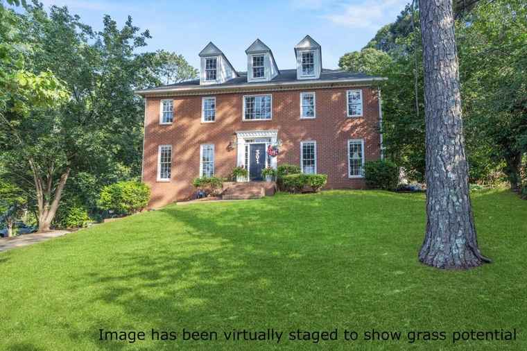 Photo of 361 Sarah Ln Lawrenceville, GA 30046