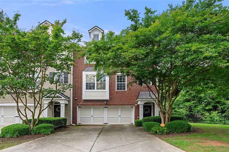Photo of 6213 Indian Wood Cir SE Mableton, GA 30126