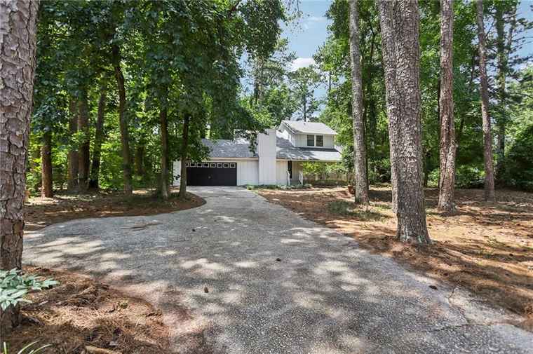 Photo of 4859 Port Dr Douglasville, GA 30135