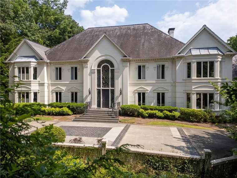 Photo of 70 Finch Forest Trl Atlanta, GA 30327