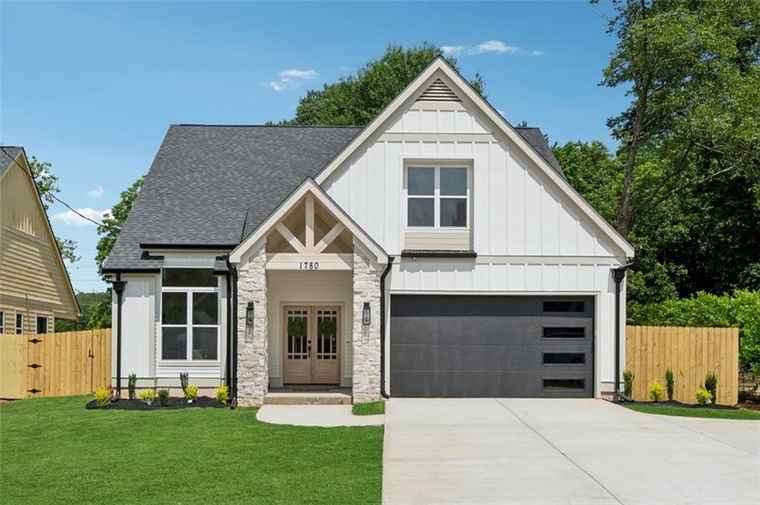 Photo of 1780 Aircraft Dr SE Marietta, GA 30060