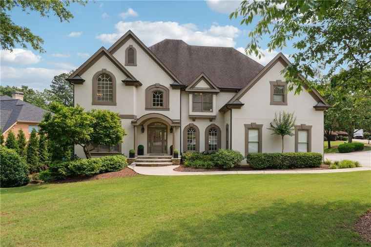Photo of 100 Pine Mist Cir Johns Creek, GA 30022
