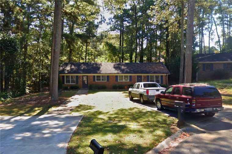 Photo of 792 Charleston Ct Lawrenceville, GA 30046